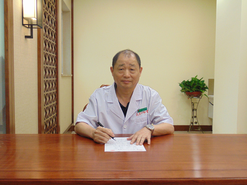 李建武