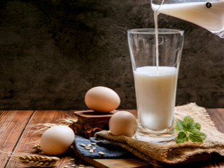 牛奶、豆浆大PK，哪个更有营养、更适合中国人？